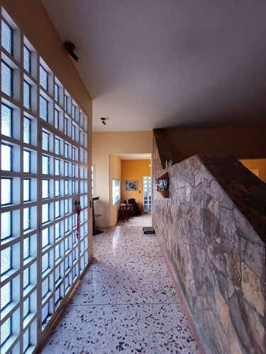Imagen 12 de 20 de Mary Castro Vende Casa En Villa Laguna Club En Colinas De Guataparo, Valencia.