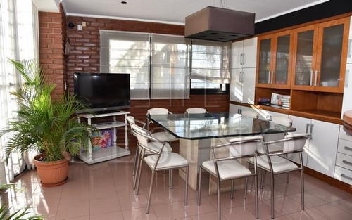 Imagen 10 de 30 de Casa - La Plata
