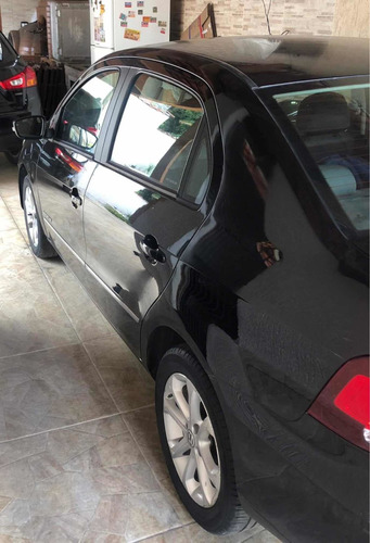 Imagem 8 de 12 de Volkswagen Voyage 1.6 Vht Comfortline Total Flex I-motion 4p