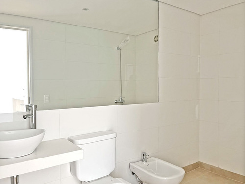 Imagen 8 de 15 de Venta Apartamento 1 Dormitorio C/ Gje (206) En Pocitos, Montevideo. Venta Con Renta