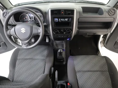 Suzuki Jimny MT 1.3 3P 4X4