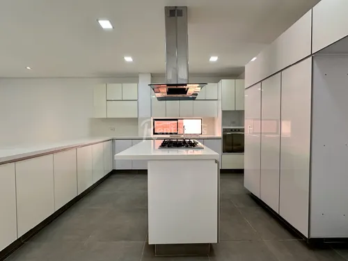 Casa En Arriendo En Loma Del Atravesado. Cod A776184