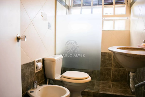A 300 Metros Del Mar