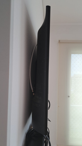 Samsung Smart Tv 40'' Negro Pantalla Dañada (Usado)