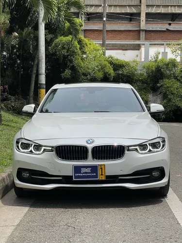 Bmw 330e Híbrido 2.0 Turbo Automático