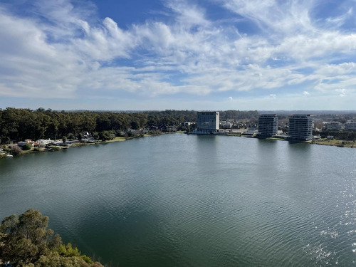 Imagen 4 de 9 de Venta Apartamento 1 Dormitorio Carrasco Boating - Ref 26