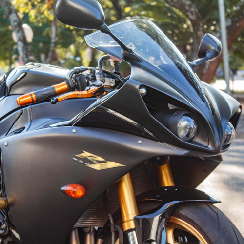 Imagem 2 de 10 de Moto Yamaha Yzf R1 2010 Preta Com Baixo Km