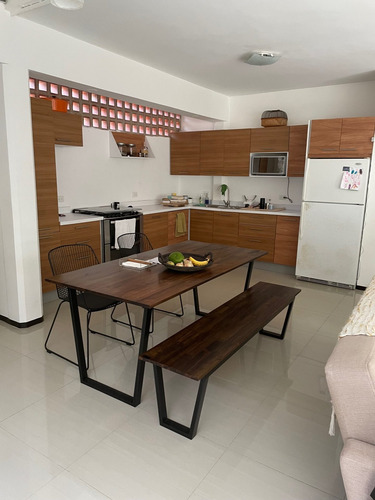 Imagen 26 de 30 de Se Vende Casa 750m2 7h+2s/8b+2s/2p Prados Del Este 0005