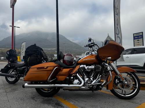 Road Glide Excelentes Condiciones Lista Para Viajar