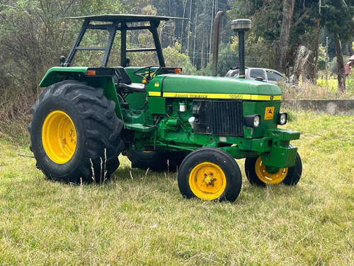 Tractor John Deere 2850