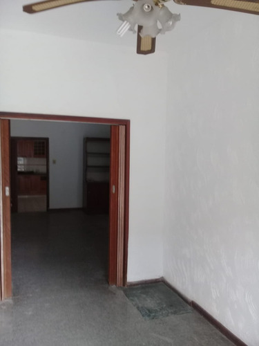 Imagen 4 de 14 de Ph Tipo Casa En Venta En Merlo Centro 5 Amb.