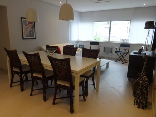 Imagem 2 de 12 de Guarujá Pitangueiras - Reformado - Próximo Ao Mar - Ap2227 - 34708938