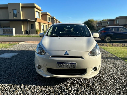 Imagen 4 de 18 de Mitsubishi Mirage Extra Full 2015 Manual