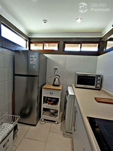 Casa En Venta De 4 Dorm. En Pucón