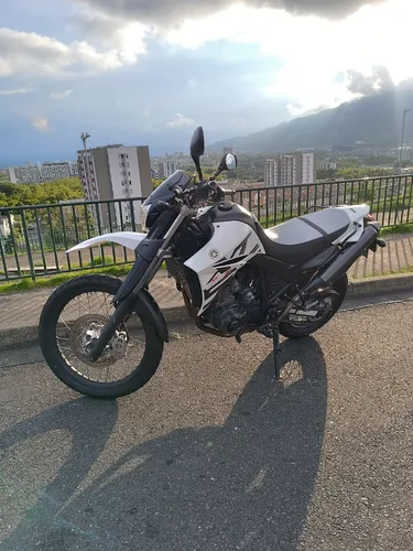 Xt 660r