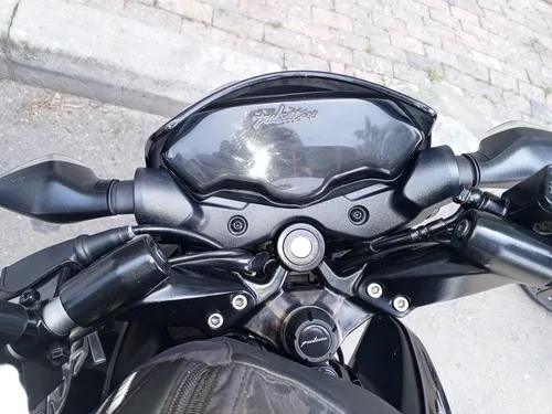 Pulsar P 150