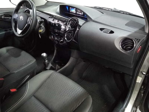 Etios Hb Xs 1.5 Manual