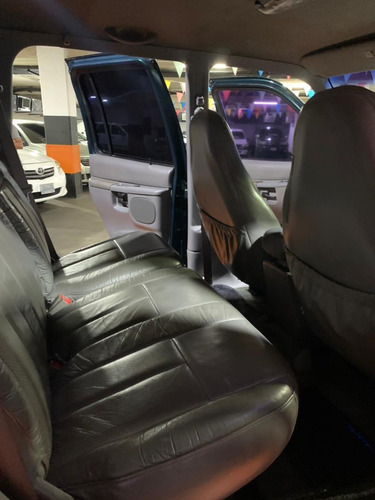 Imagen 8 de 12 de Ford Explorer .