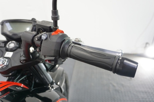 Imagen 12 de 22 de Moto Naked Tvs Rtr 200 Carburada Nuevo Modelo