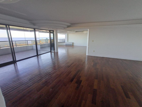 Imagen 4 de 14 de Apartamento -excelentes Vistas A La Rambla, 4 Dorm Serv, Piscina, Barbacoa.