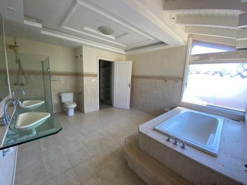 Casa Em Quitandinha, Petrópolis/rj De 400m² 4 Quartos Para Locação R$ 18.000,00/mes - Ca913172