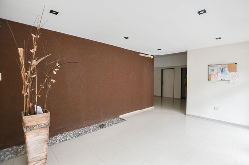 Departamento 3 Dormitorios En Venta En Calle 33 Entre 18 Y 19 La Plata