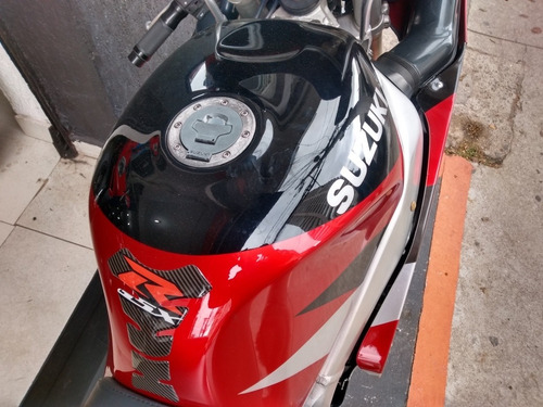 Suzuki Srad 750