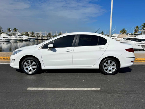 Imagen 5 de 9 de Peugeot 408
