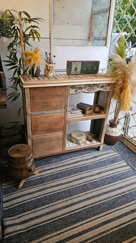Mesa De Arrime Con Tallado Rústico Versátil