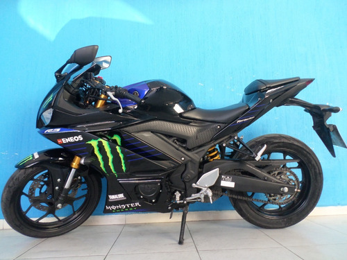 Imagem 9 de 12 de Yamaha R3 Monster
