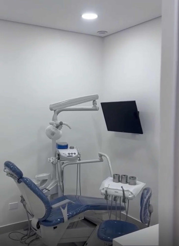 Clínica Odontológica Com Duas Salas Completas Em Osasco