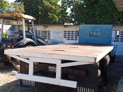 Imagen 4 de 18 de Ford Bachaco 750