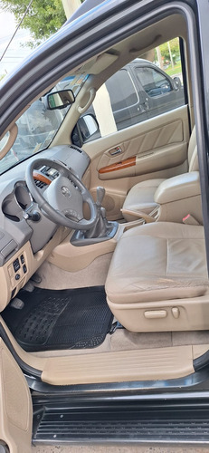 Toyota Hilux SW4 3.0 I Srv C/cuero 4x4 (2009)