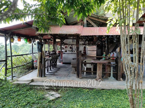 Se Vende De Casa En La Urbanizacion Colinas De Pasatiempo San Antonio De Los Altos Rz