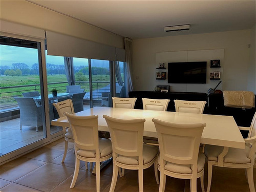 Imagen 2 de 10 de Departamento En Venta En Pilara