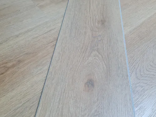 Pisos Vinilicos Click Facil Colocacion Spc 4 Mm Liston Pvc