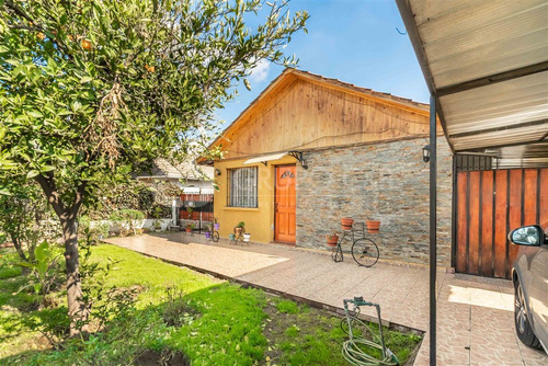 Casa En Venta De 4 Dorm. En Macul