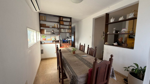 Casa En Venta - Barrio Sarmiento - Ciudad De Lujan