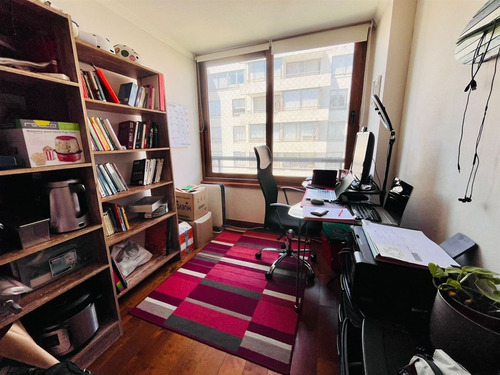 Departamento En Venta De 4 Dormitorios En Las Condes