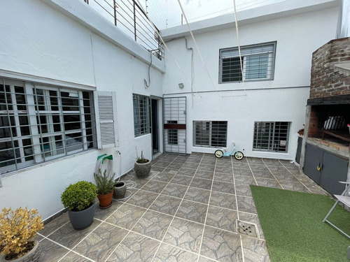 Imagen 2 de 14 de Apartamento En Venta De 2 Dormitorios En Buceo (ref: Vld-3179)