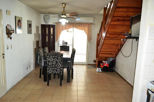 Imagen 2 de 13 de Excelente Duplex - Patio - Muy Luminoso - Bajas Expensas - Ubicacion Estrategica