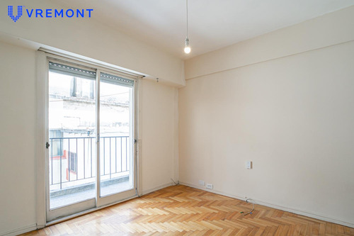 Av Juan Bautista Alberdi 00 Departamento En Venta De 2 Ambientes En Caballito Con Balcon