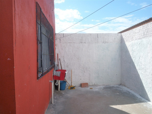 Casa Em Terreno Inteiro Por Apenas R$ 159 Mil Na Praia