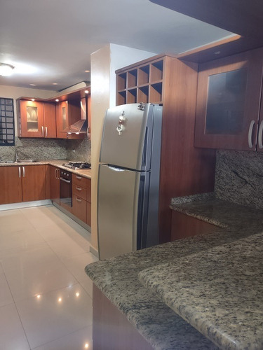 Town House En Venta En Nueva Barcelona, Calle La Alborada.