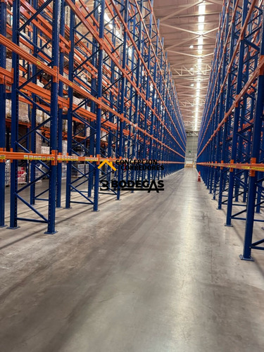 Arriendo Bodega De 11.872 M2 En Mc Aeroparque, Pudahuel.