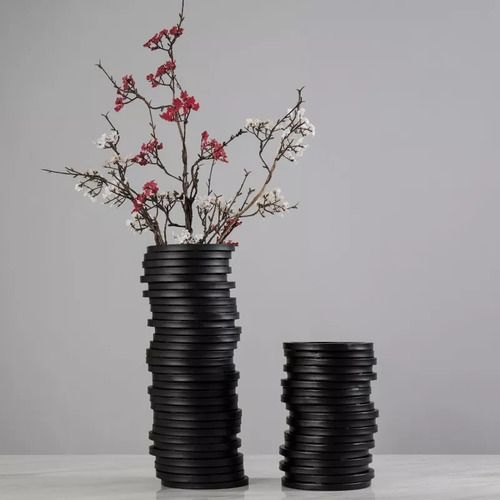 Florero Decorativo Aros Grande Resina Negra 38cm