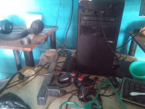 Imagen 2 de 2 de Vendo Pc En Buen Estado
