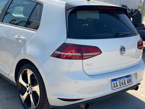Imagen 13 de 15 de Volkswagen Golf 2016 2.0 Gti Tsi App Connect + Cuero