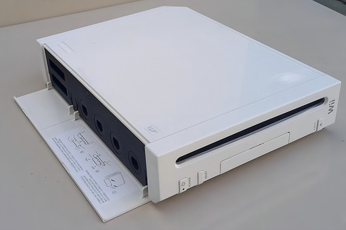 Nintendo Wii RVL-001 USA 512MB Standard cor branco - Excelente (Recondicionado)