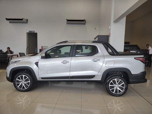 Imagem 6 de 10 de Fiat Strada 1.3 Volcano Cab. Dupla Flex 4p 22/2022